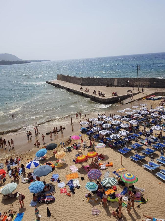Fiamma Apartment Cefalu Bagian luar foto